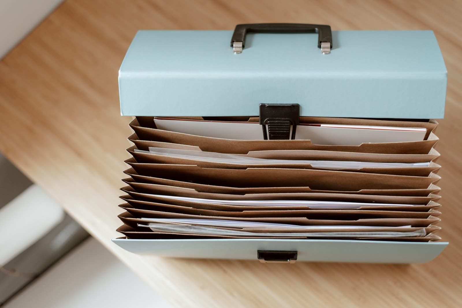 Reunión de trabajo con documentos societarios