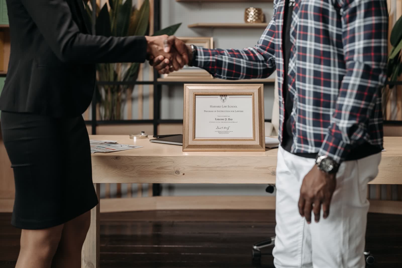 Consulta entre abogado y cliente